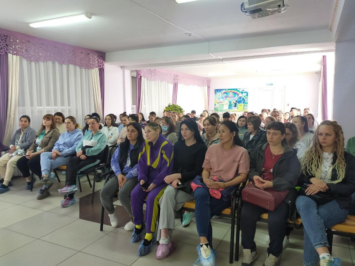 БҮГІНГІ ҰРПАҚ – ЕРТЕҢГІ ЕЛДІҢ БОЛАШАҒЫ 