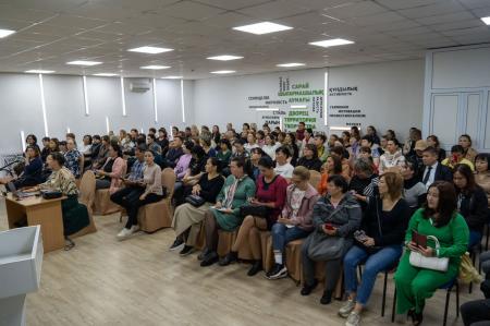 ЕЩЕ РАЗ О СЕМЕЙНЫХ ЦЕННОСТЯХ 